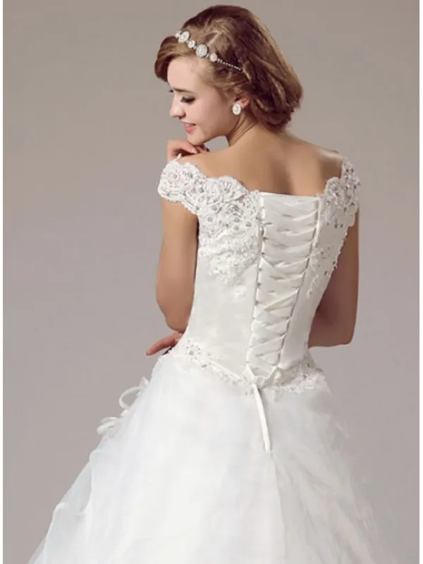 Abito da Sposa online con scollo a barca in Organza con Pizzo
