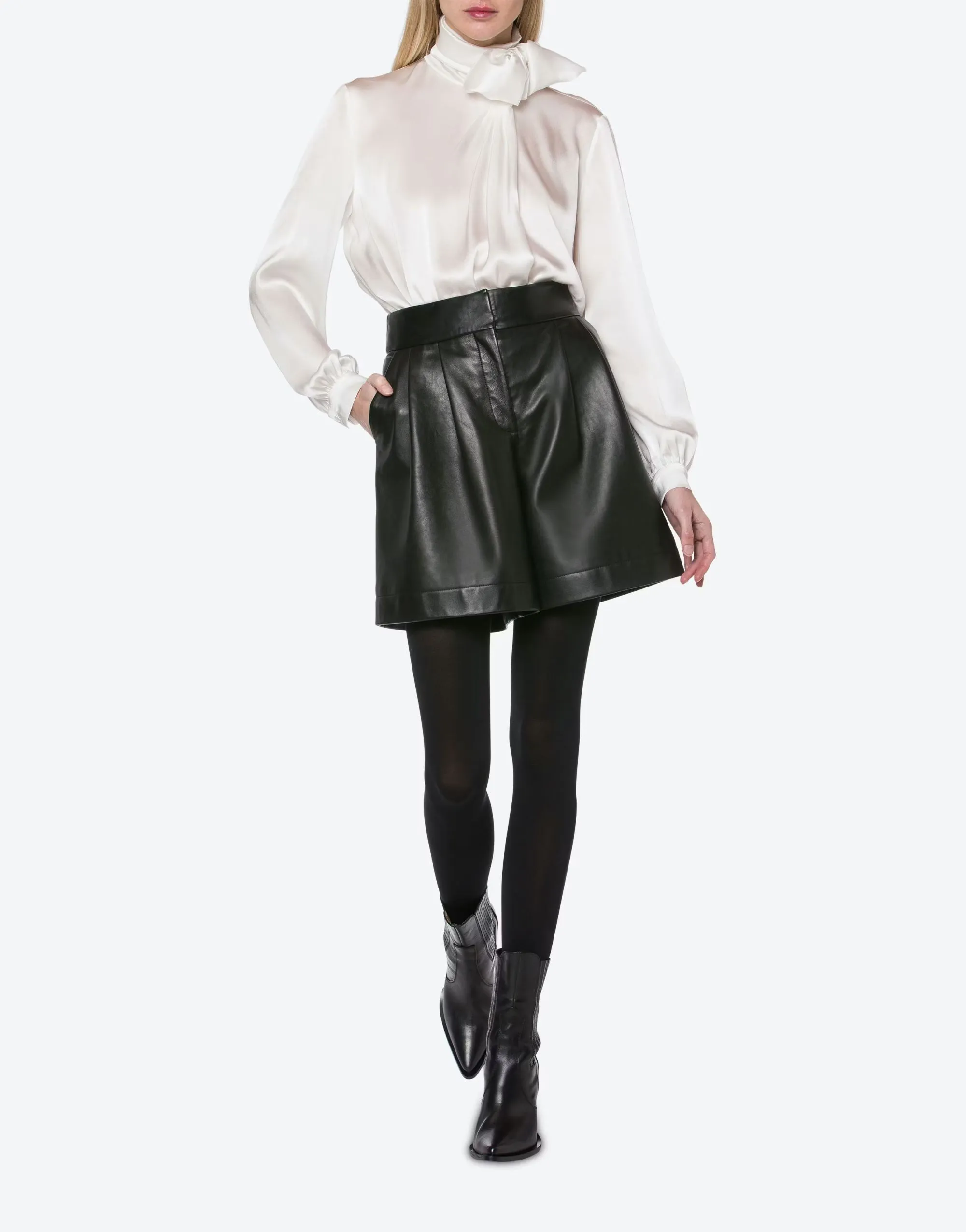 ALBERTA FERRETTI   SHORTS NERO IN PELLE