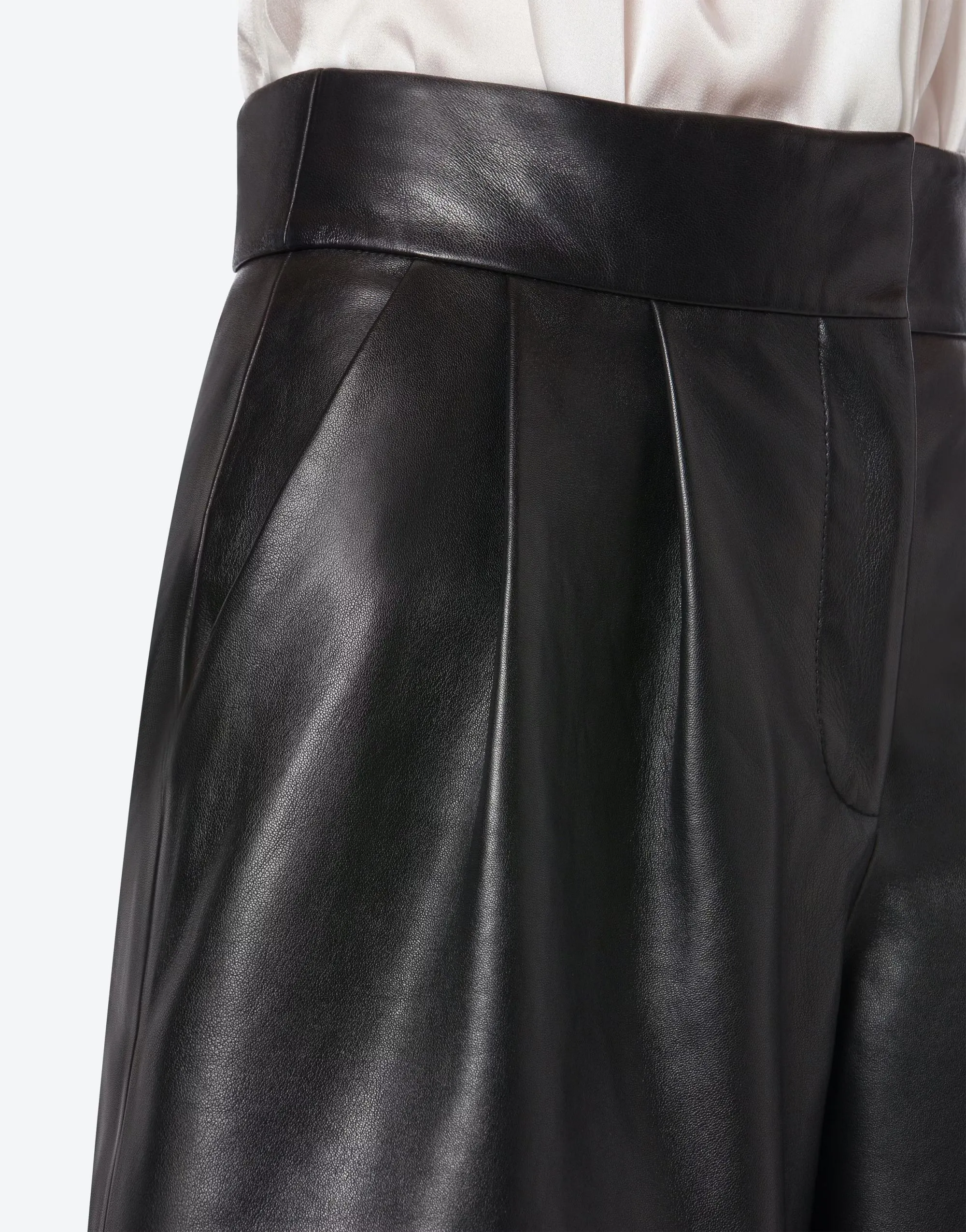 ALBERTA FERRETTI   SHORTS NERO IN PELLE