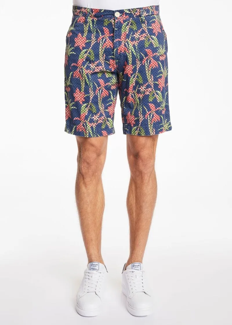 Bermuda in gabardina con fiori
