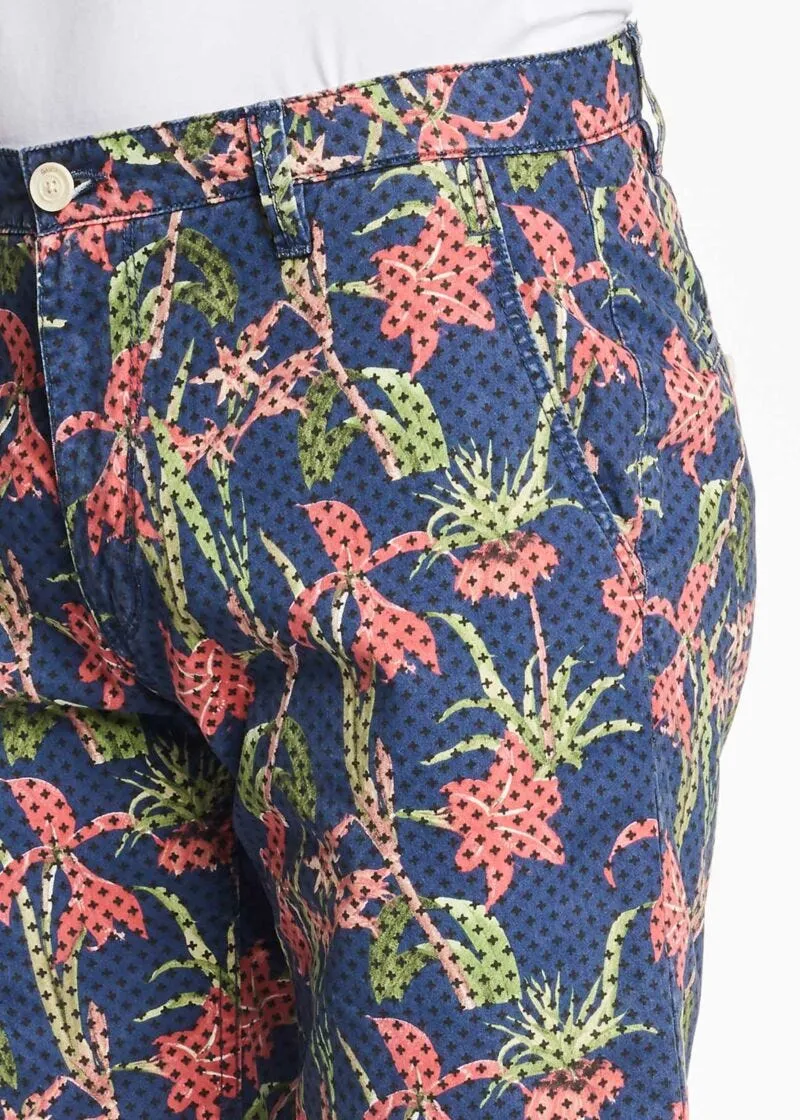 Bermuda in gabardina con fiori