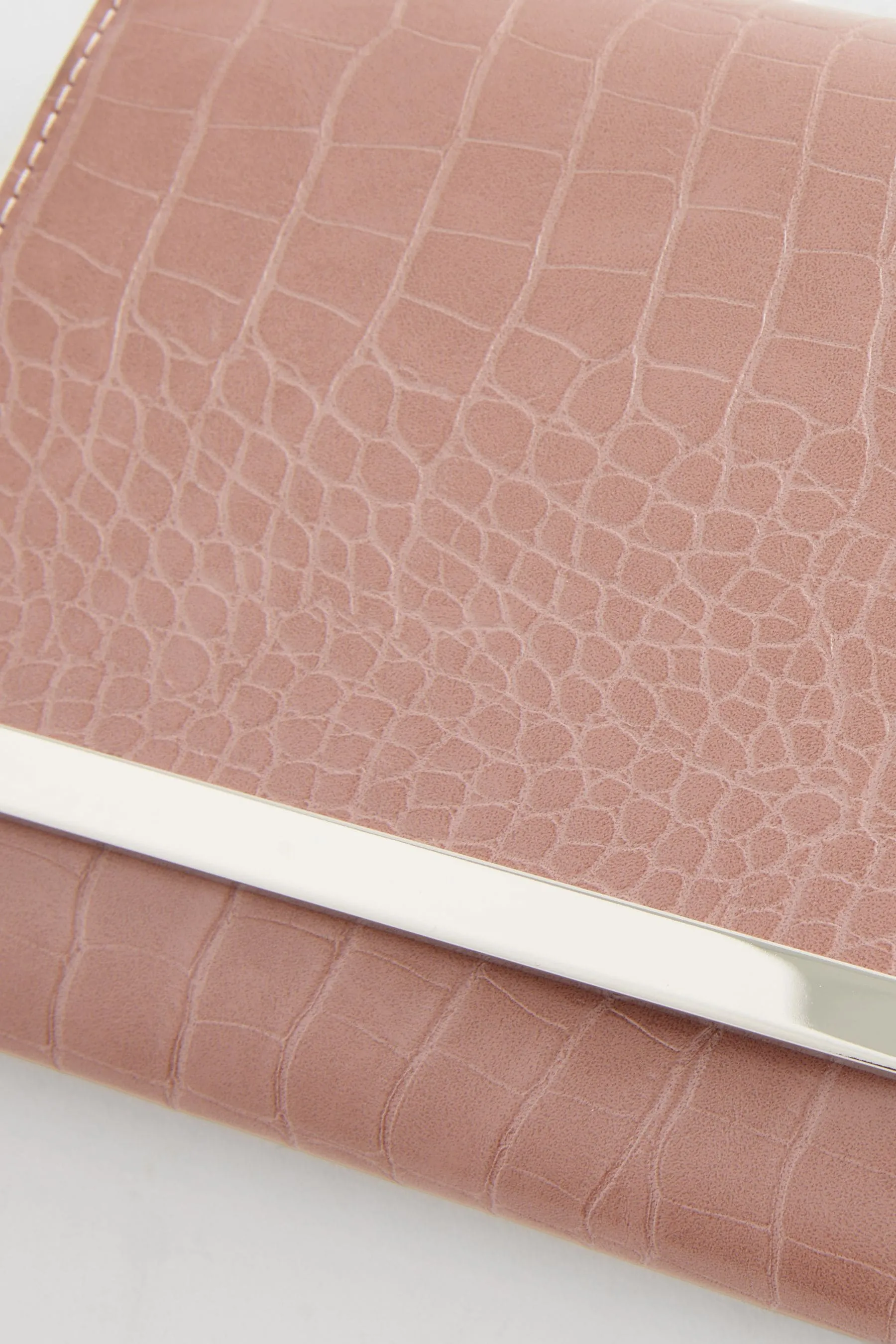 Borsa pochette con catena a tracolla rimovibile