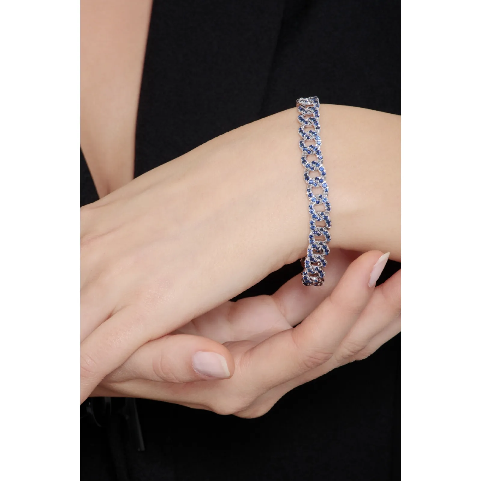 Bracciale maglia groumette in oro bianco 18k con Zaffiri Blu