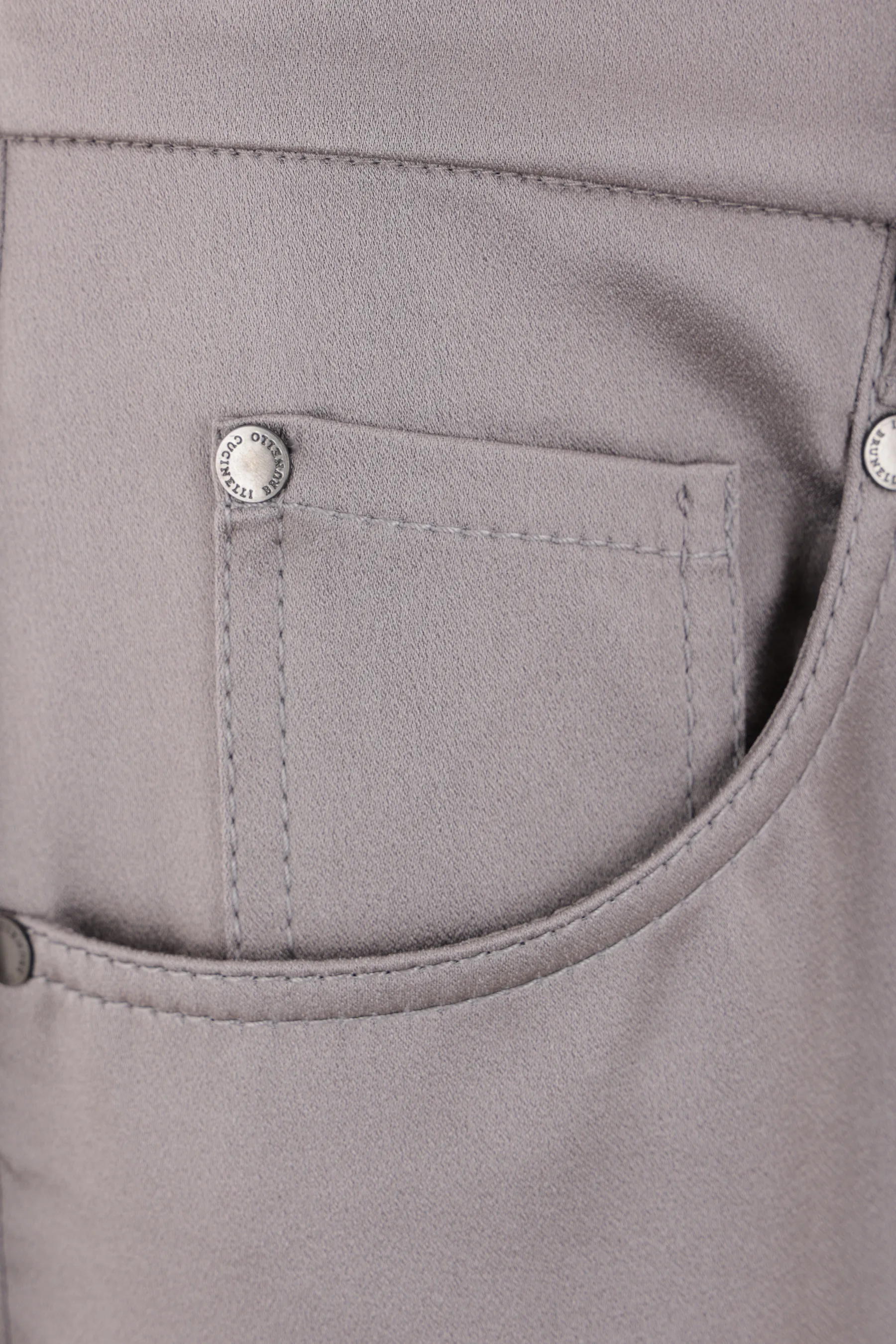  BRUNELLO CUCINELLI pantalone a gamba dritta in raso cady con Shiny Bartack 