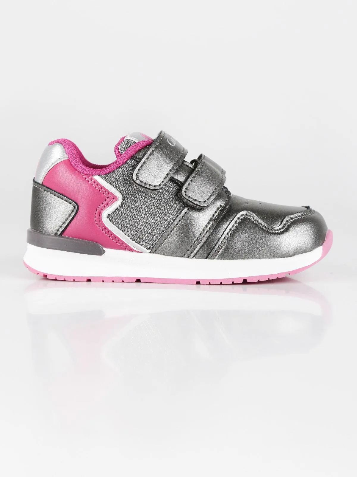 Canguro Chaussures de sport pour enfants avec des larmes