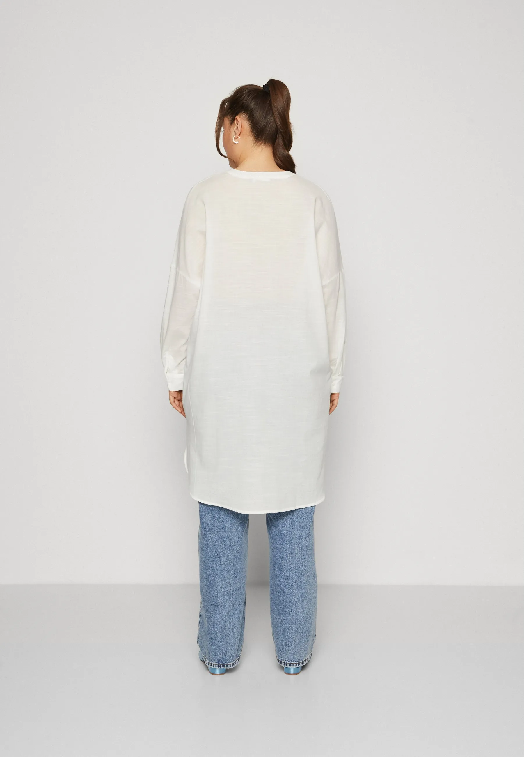 CARAPELDOORN SOLID V NECK SHIRT - Camicetta