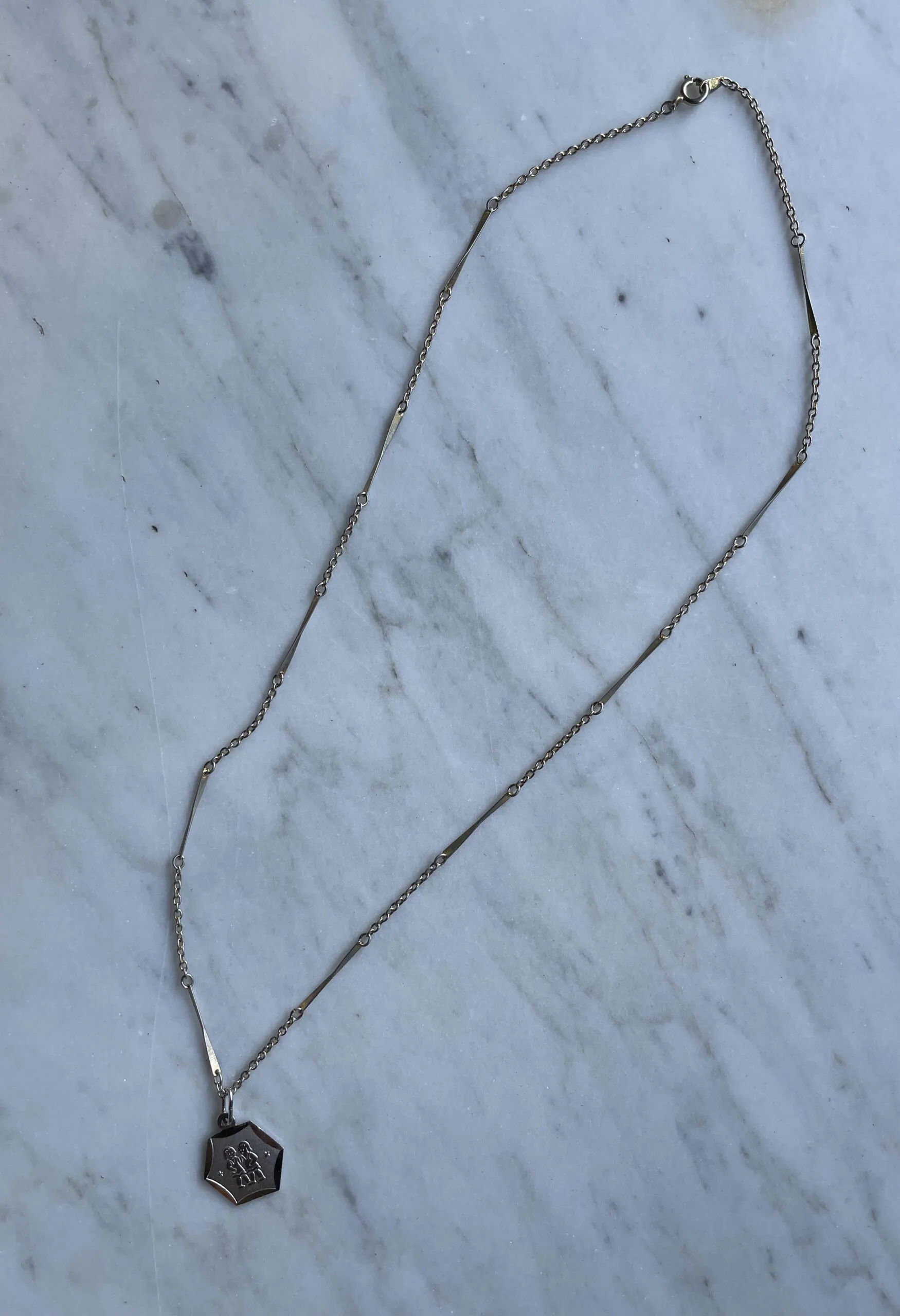 Catenina GEMELLI con pendente esagonale in argento vintage anni ’70