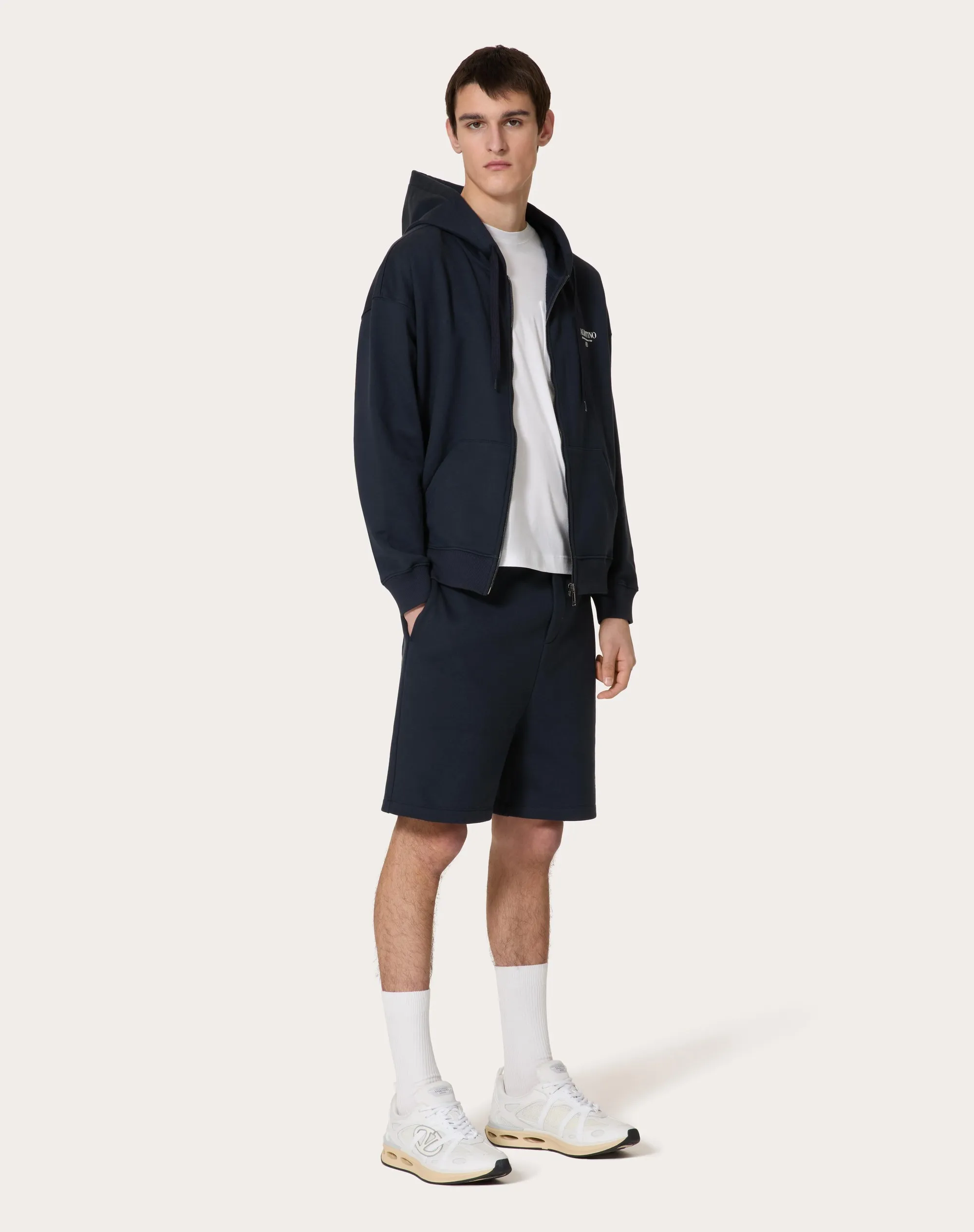 FELPA IN COTONE CON CAPPUCCIO, ZIP E STAMPA VALENTINO