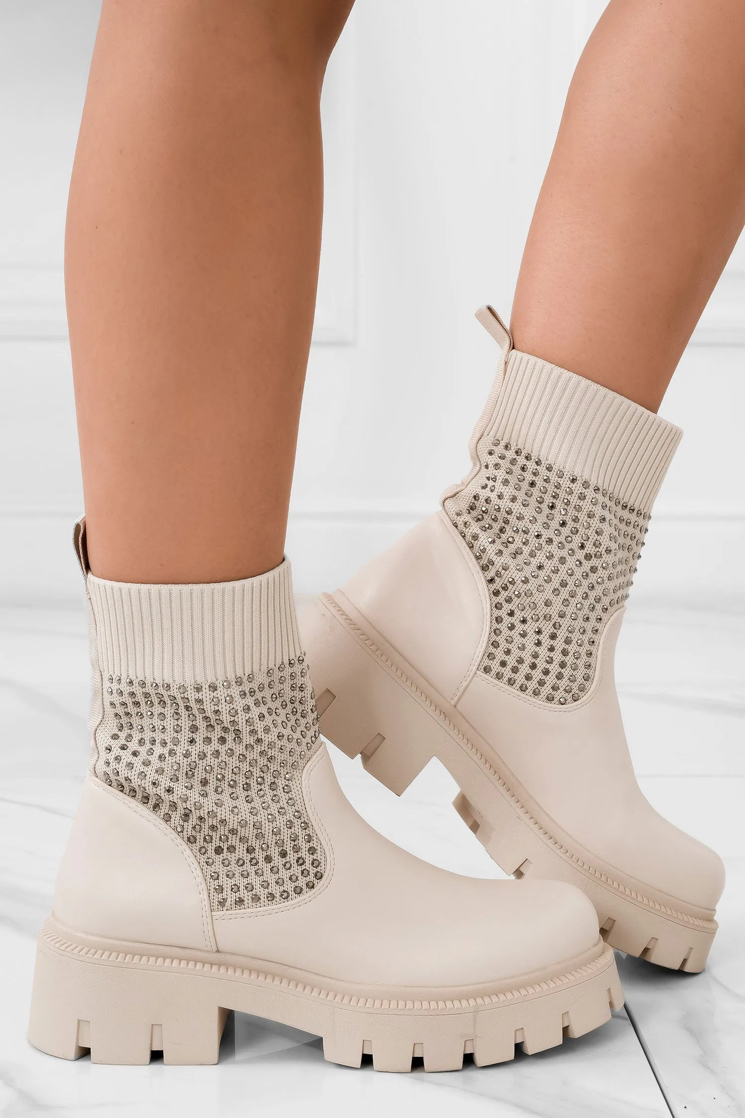 JOLE - Stivaletti beige in tessuto elastico e strass
