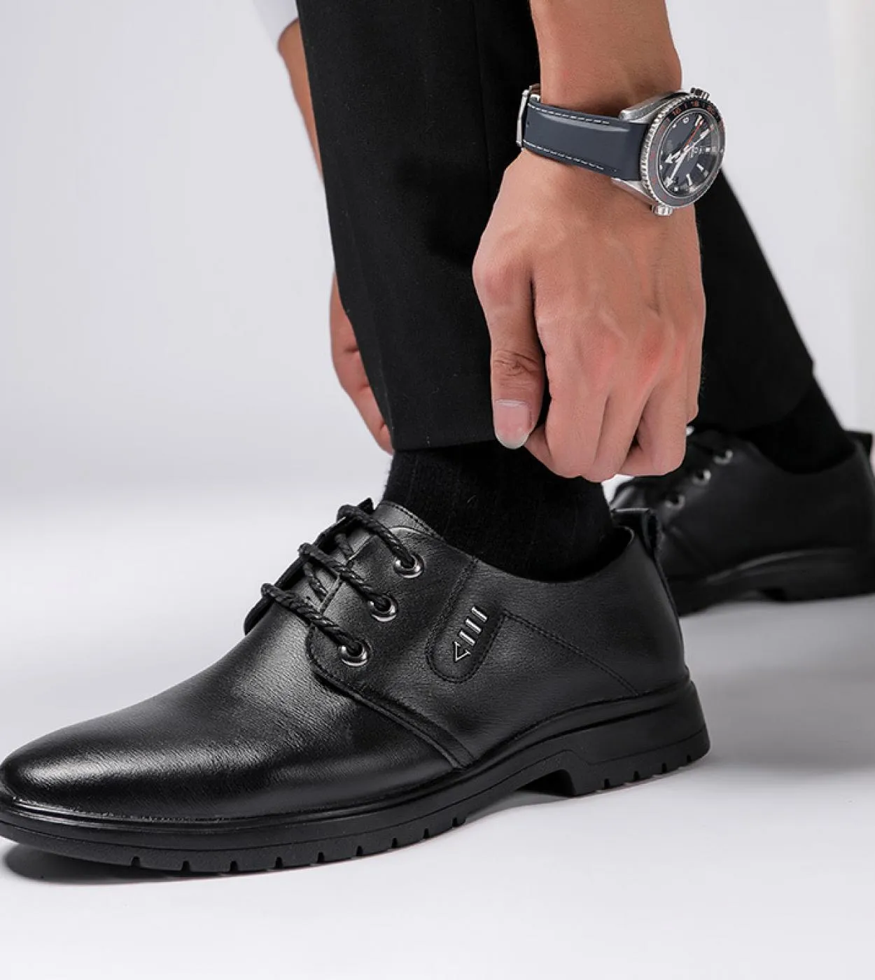 Mocassini da uomo Scarpe casual in pelle leggera Autunno Scarpe da passeggio per uomo allaperto Comode Sneakers da uomo Mocassi