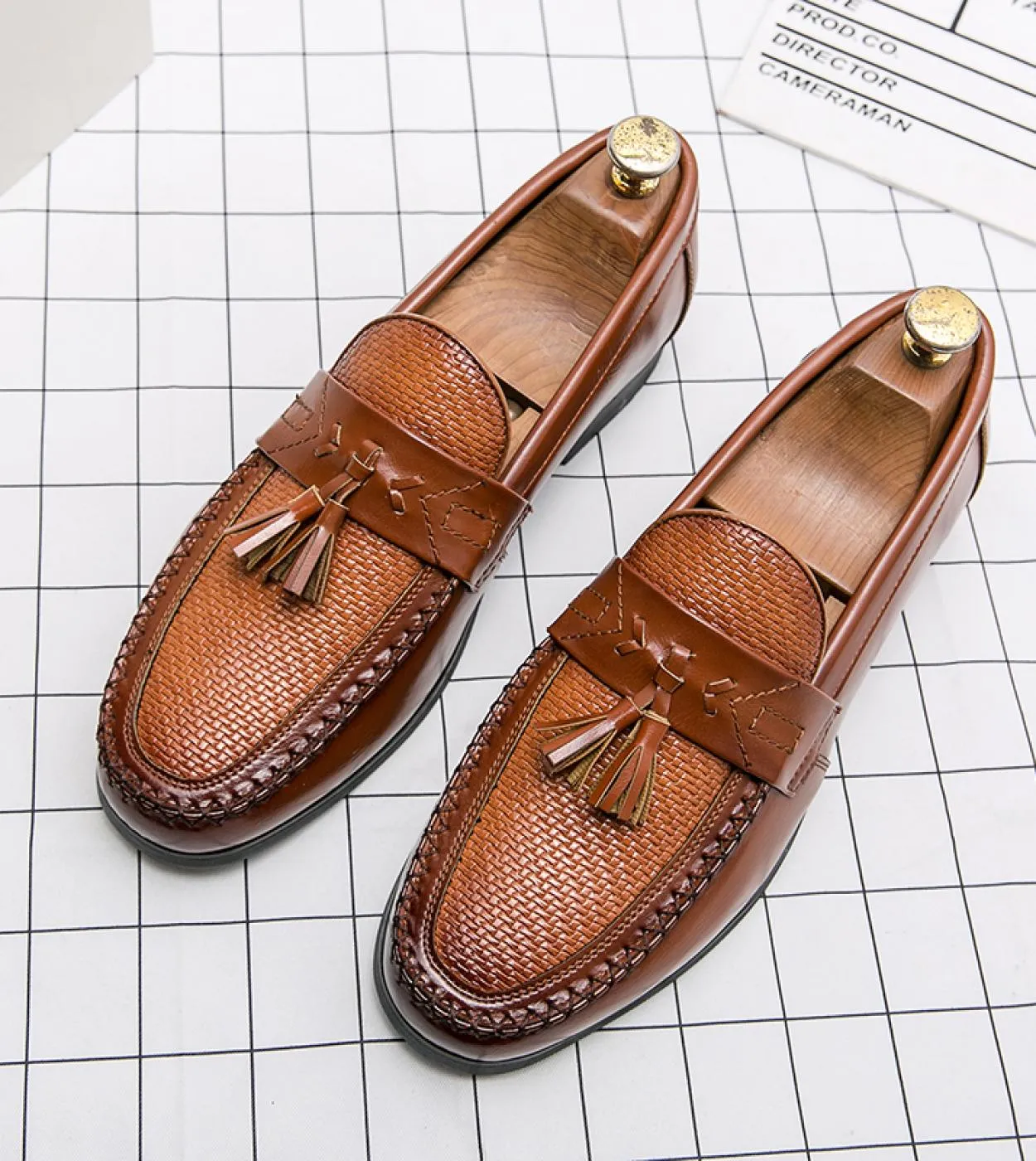 Mocassini Scarpe da uomo Tinta unita Pu Punta quadrata Motivo intrecciato Cucito a mano Moda Business Casual Party Scarpe elegan