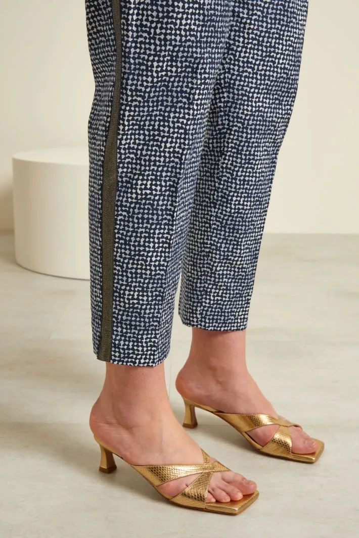 Pantaloni cropped stampati