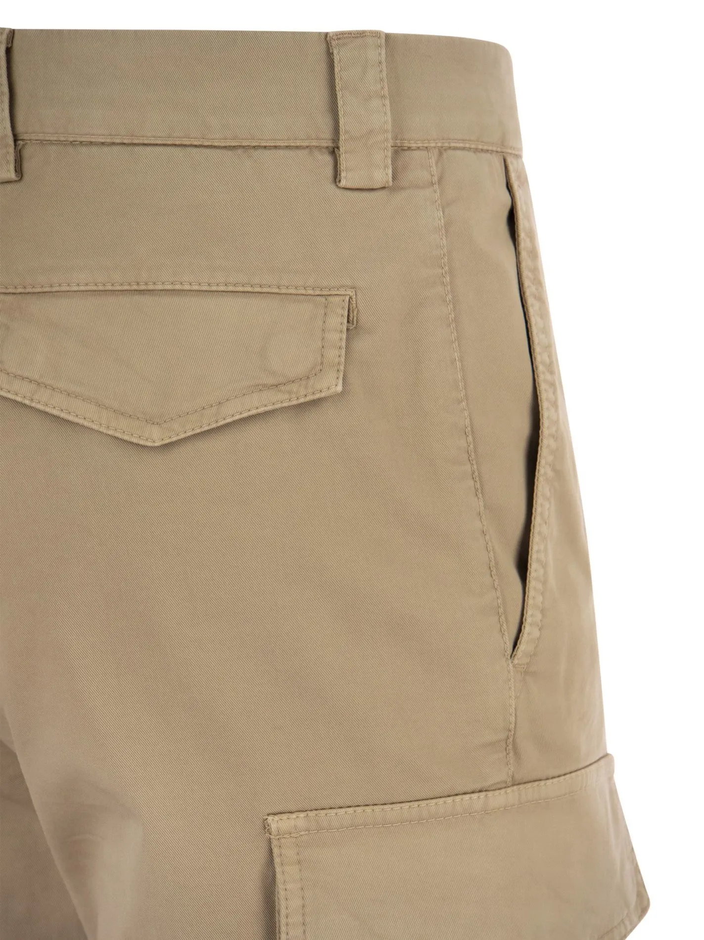 Pantaloni Leisure fit tinti in capo