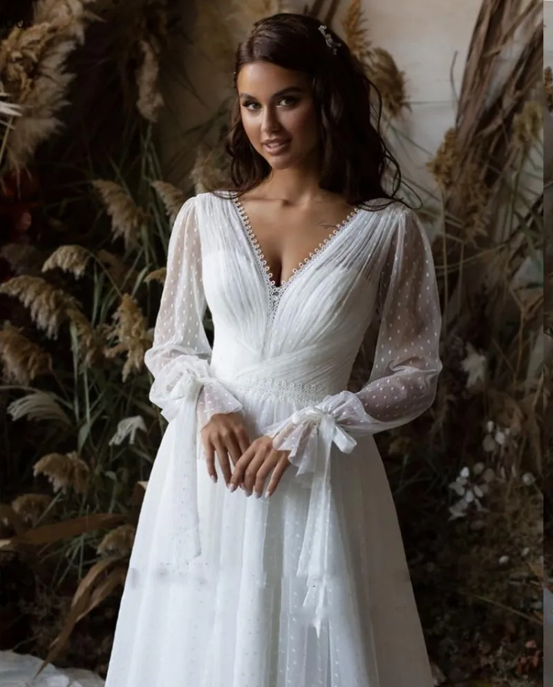 Principessa Boho Abiti da sposa 2022 Scollo a V maniche lunghe Modern Polka Do