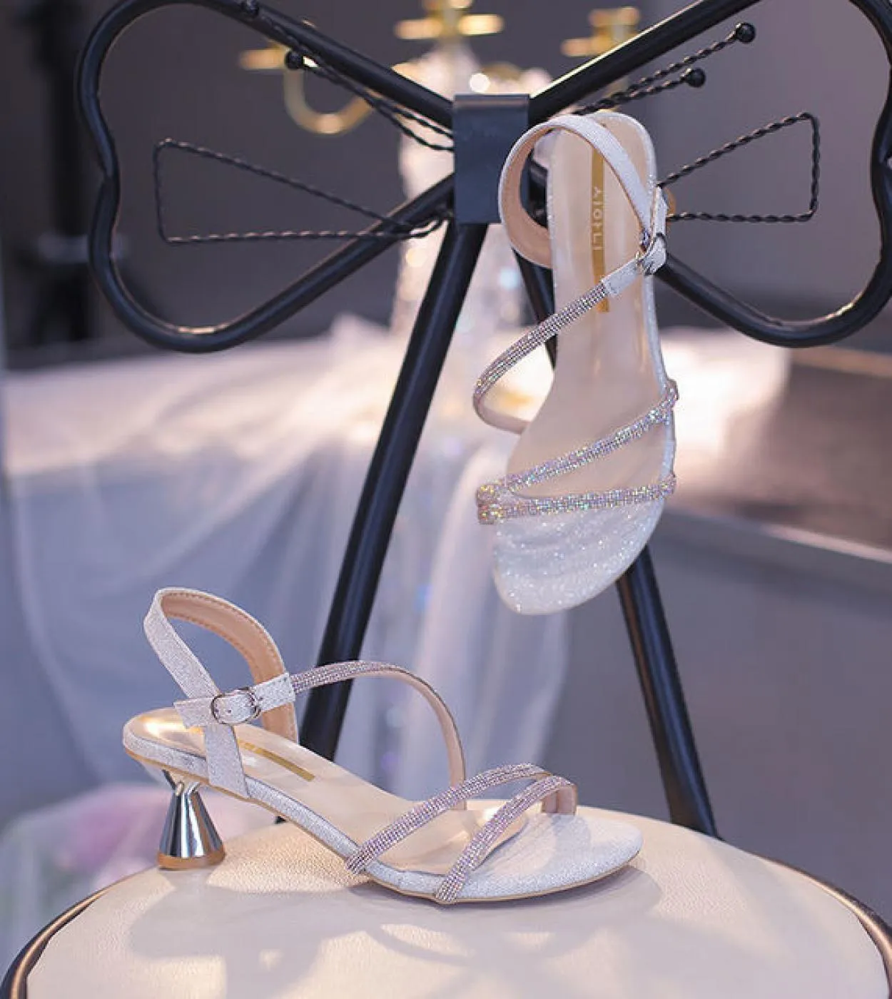 Sandali gladiatore da donna di lusso per feste Estate 2022 Scarpa con tacco strass per scarpe da donna Scarpe da donna con zeppa