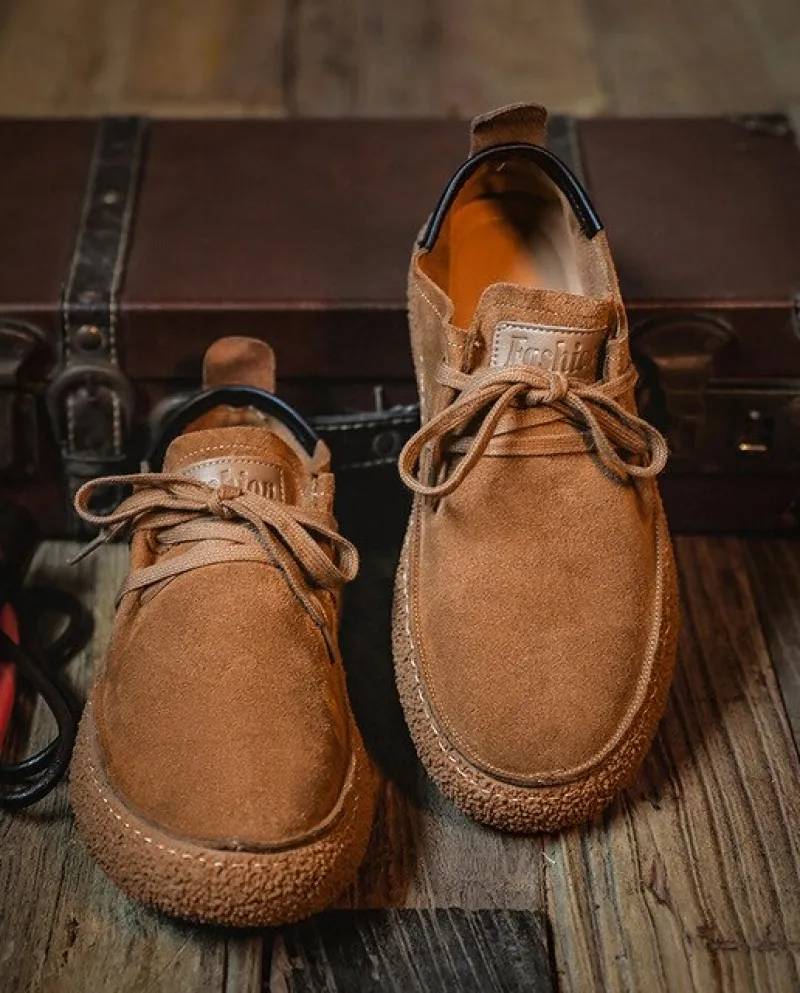 Scarpe casual da uomo Appartamenti morbidi Mocassini vintage in pelle di mucca britannica Scarpe da ginnastica di lusso Scarpe d