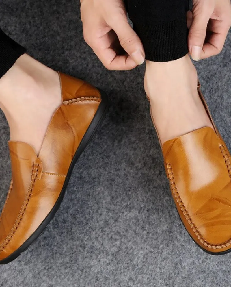 Scarpe casual in pelle da uomo Mocassini con slip piatto alla moda da passeggio Comoda suola morbida Calzature maschili Mocassim