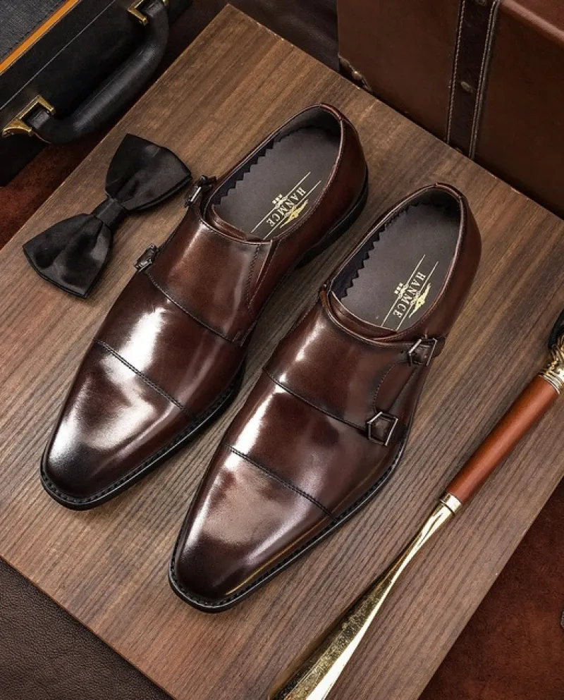 Scarpe da uomo piatte fatte a mano in vera pelle Oxford con punta alare Scarpe da lavoro retrò per uomo Slip On Buckle Party Oxf