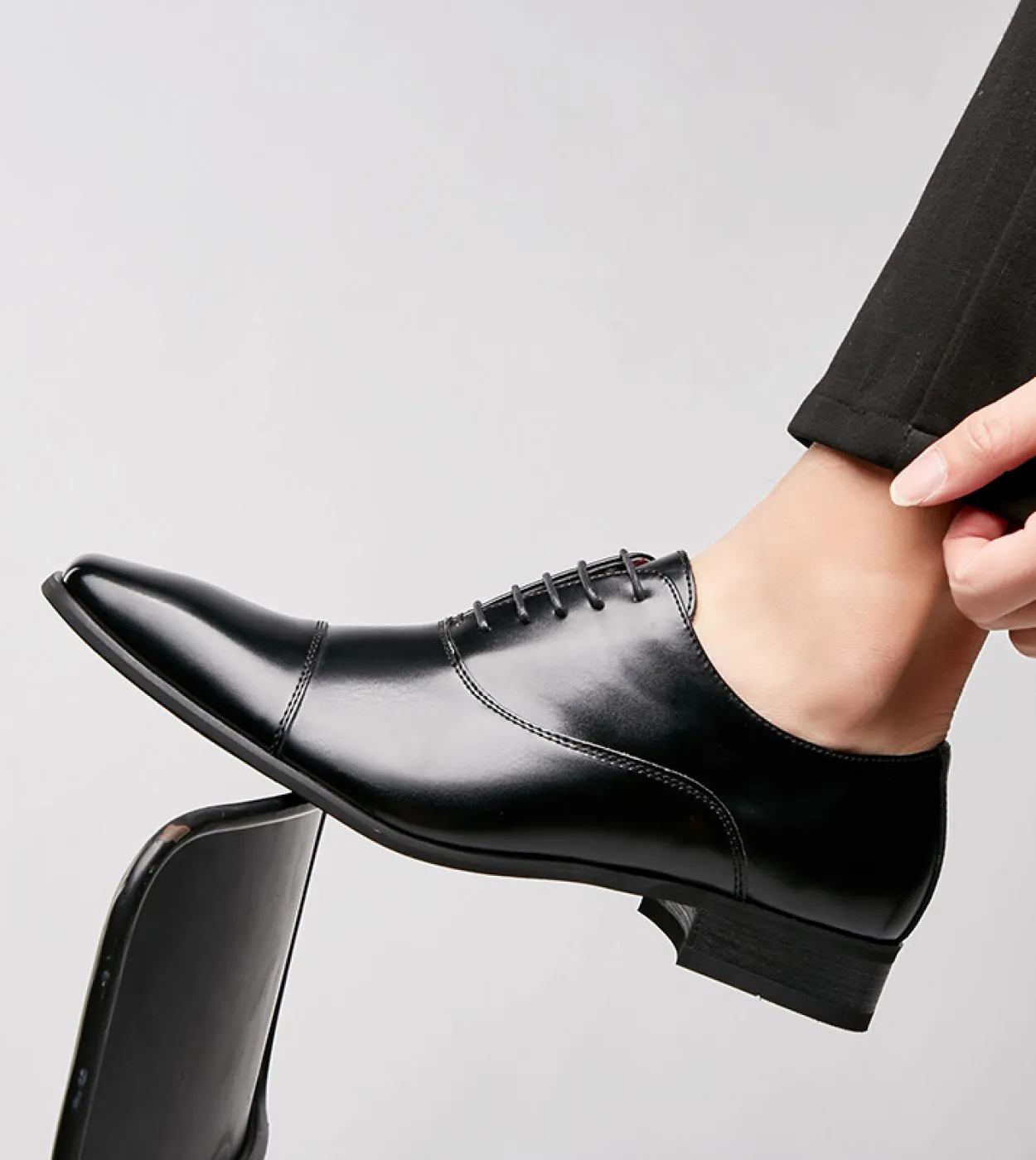 Scarpe da uomo stringate in vera pelle Oxford da uomo fatte a mano di lusso Scarpe da uomo formali da uomo daffari in stile bri