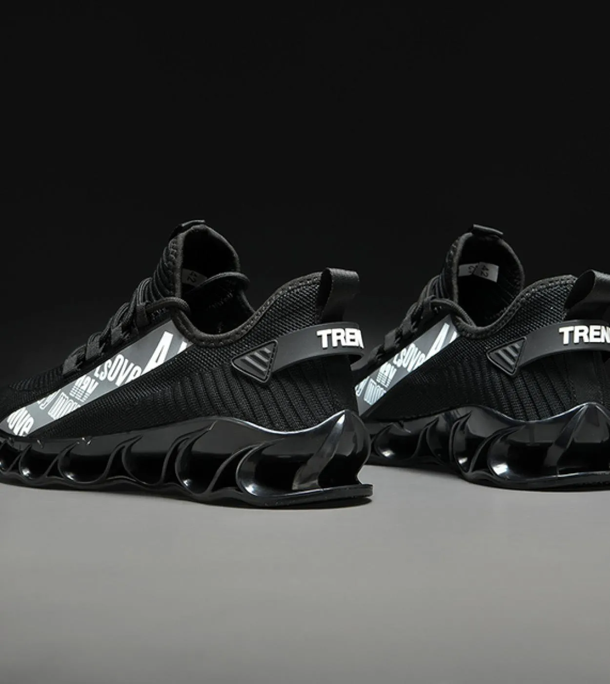 Scarpe Uomo Sneakers Uomo Casual Uomo Scarpe Tenis Scarpe di lusso Trainer Race Scarpe traspiranti Moda Mocassini Scarpe da cors
