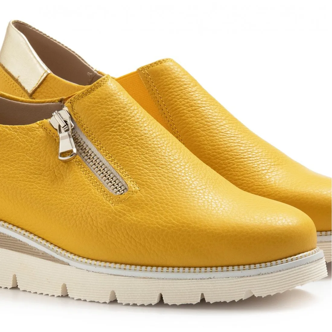 Slip on Sangiorgio gialla in pelle con cerniera