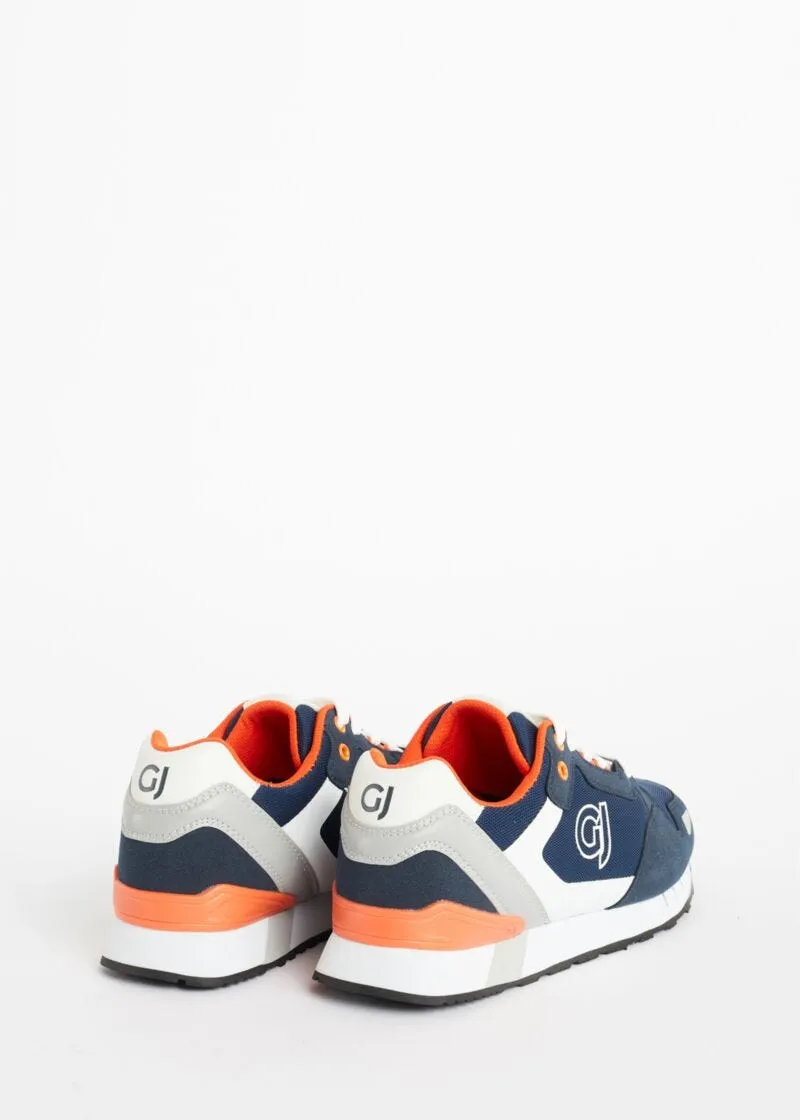 Sneaker con inserti a contrasto