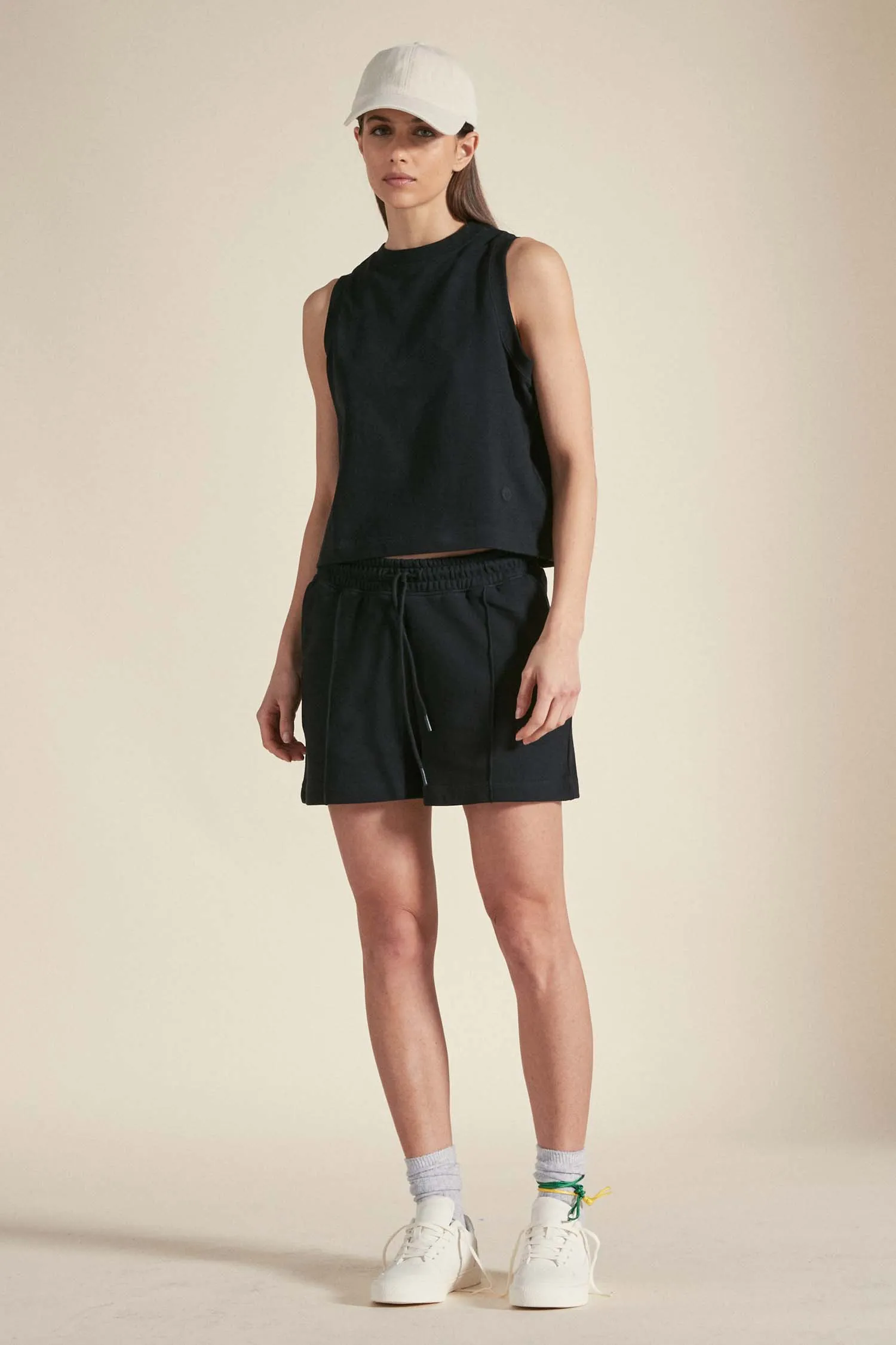 SOLE –  Crop top nero in cotone