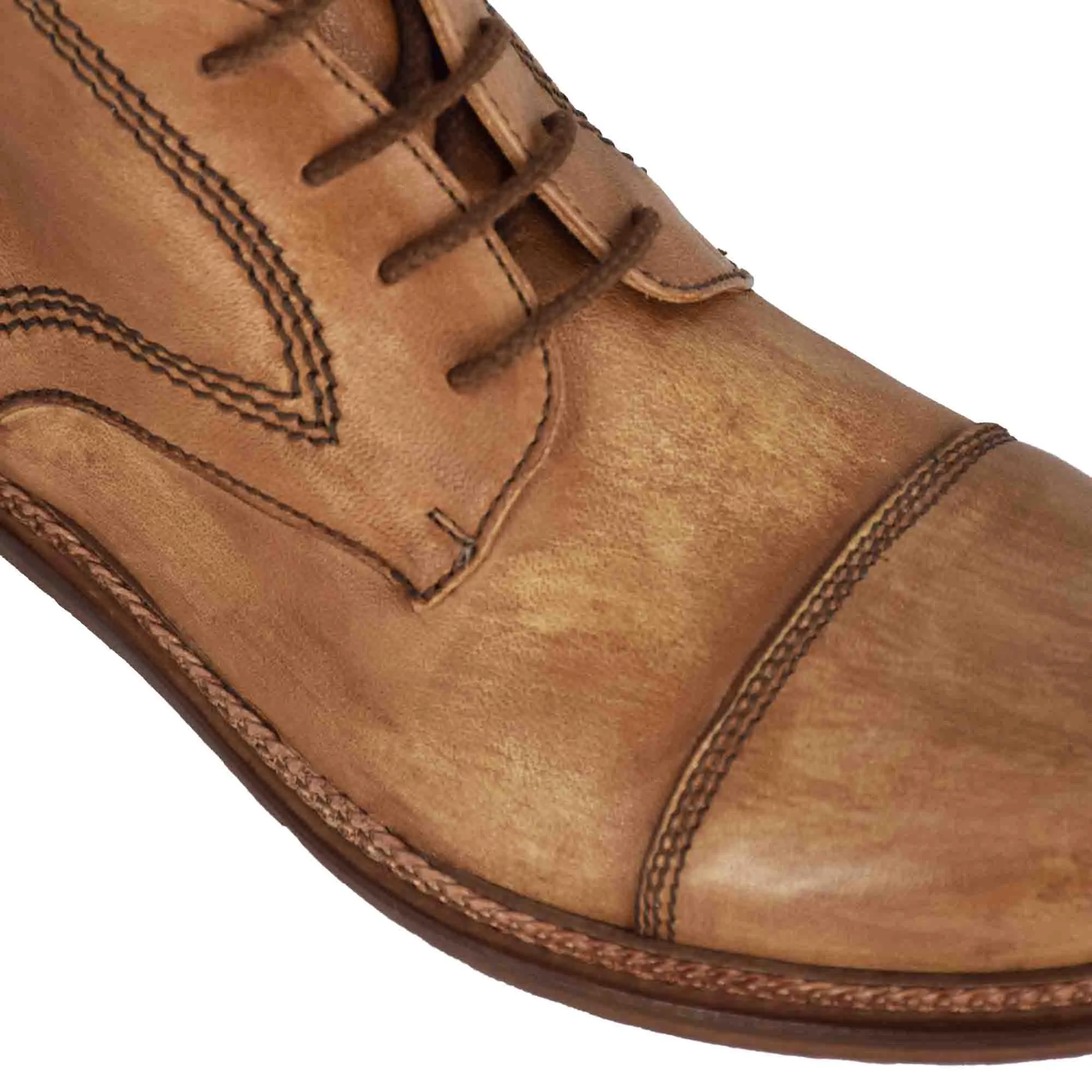 Stivaletti da uomo allacciati in pelle colore beige