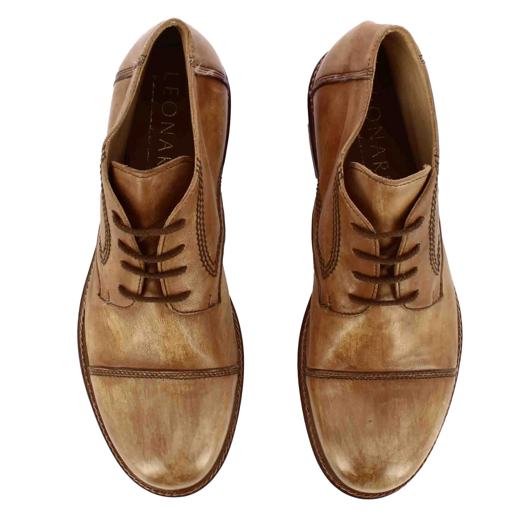 Stivaletti da uomo allacciati in pelle colore beige