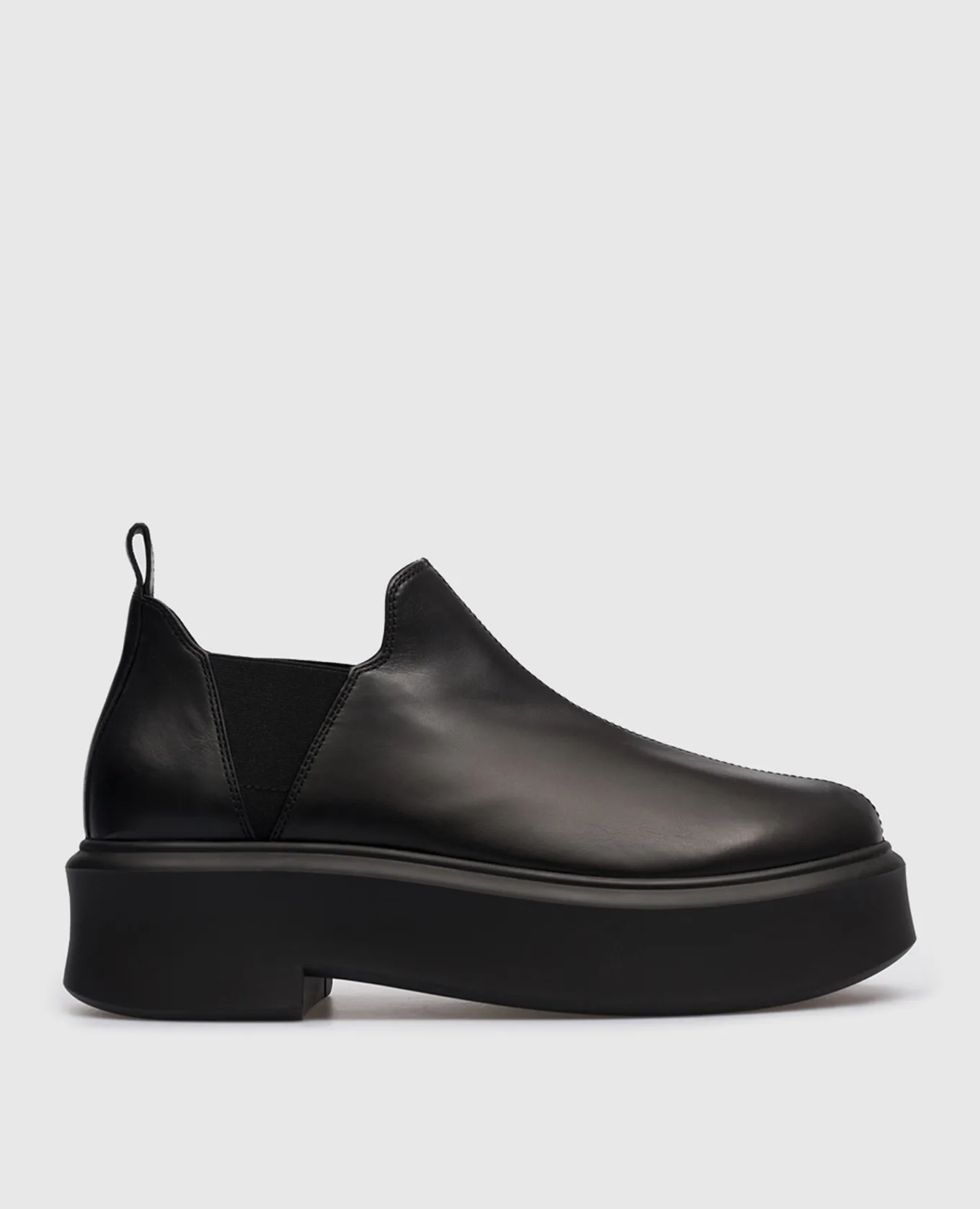 The Row Stivali Robin in pelle nera F1247L64