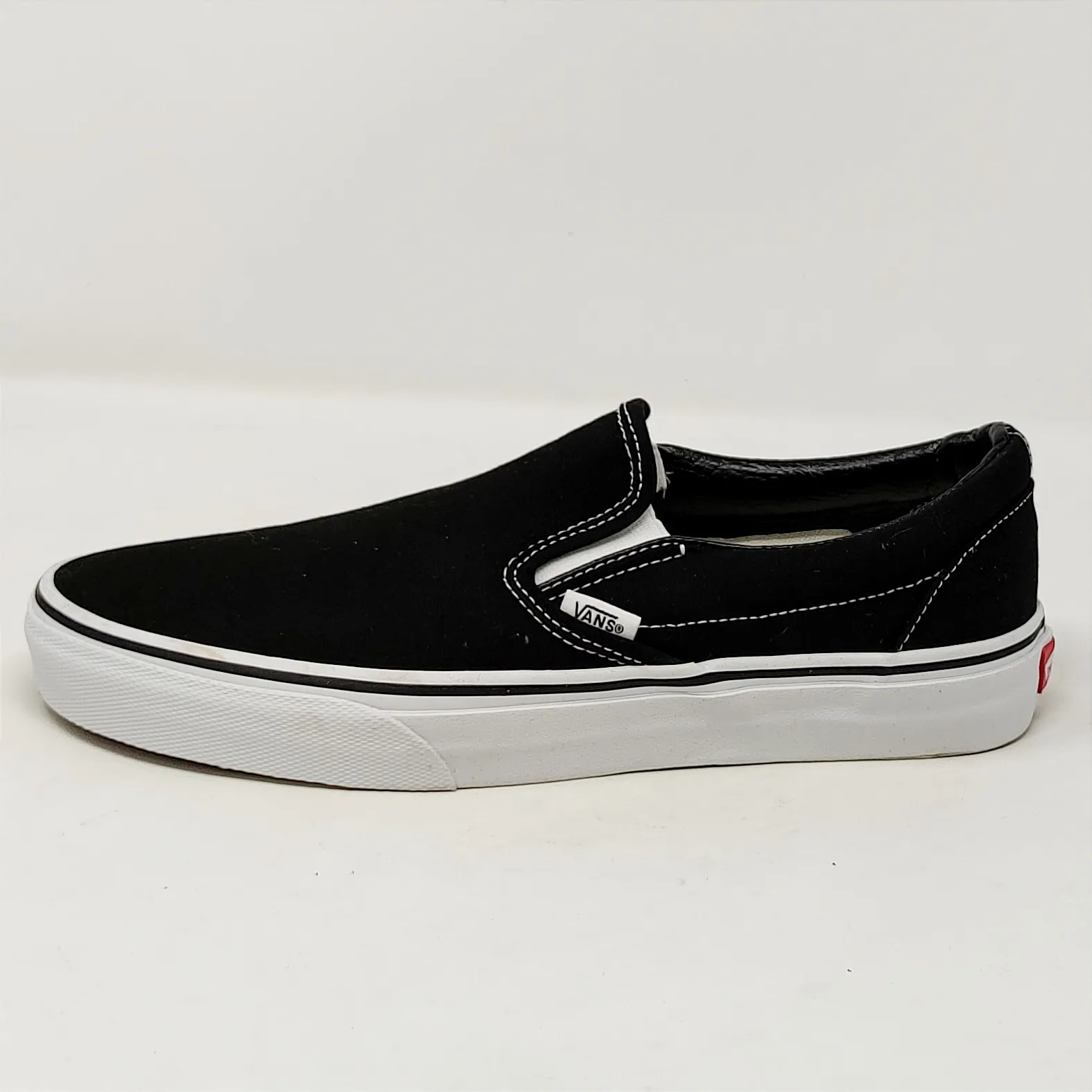 VANS SLIP-ON COD. VN 66