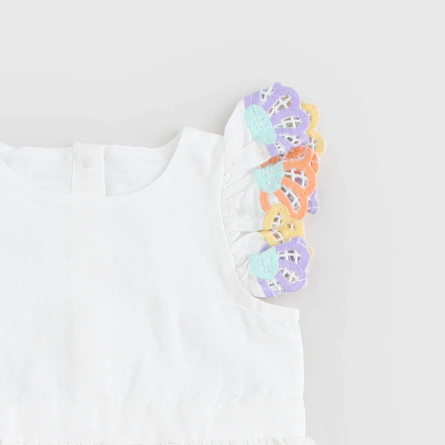 Vestito Bianco Con Fiori Neonata