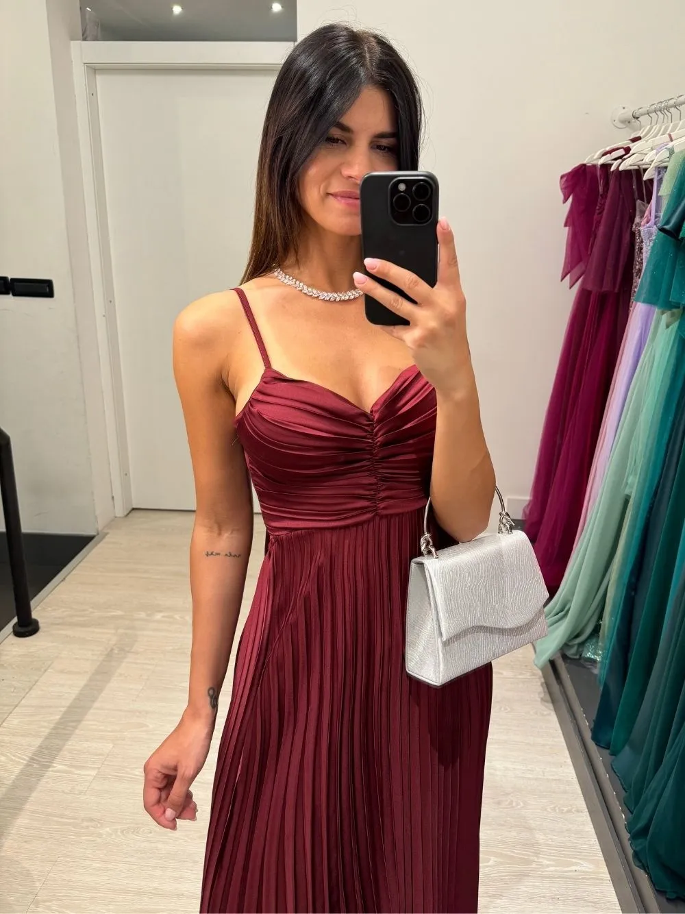 Vestito lungo plisse fiocco dietro