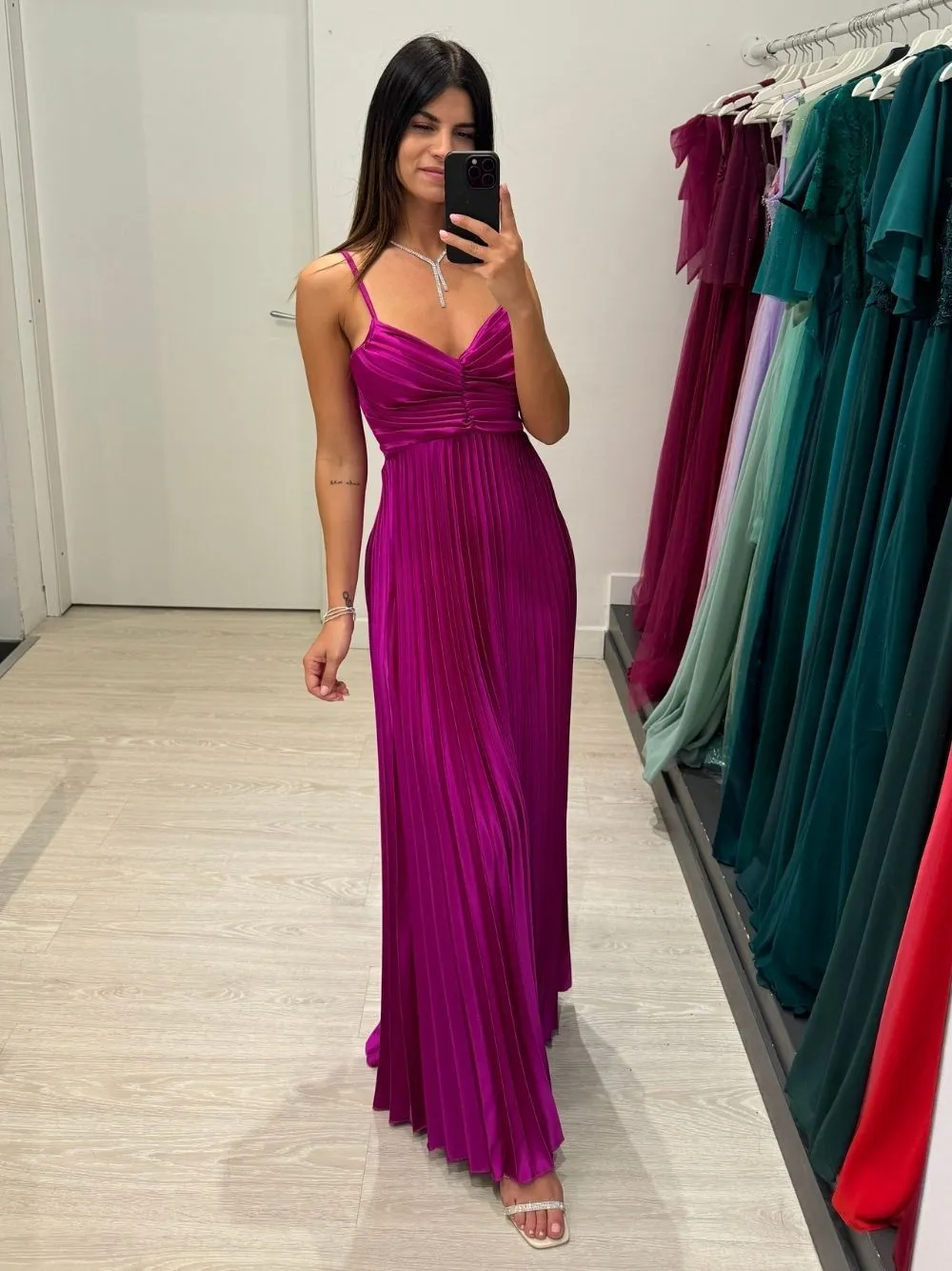Vestito lungo plisse fiocco dietro