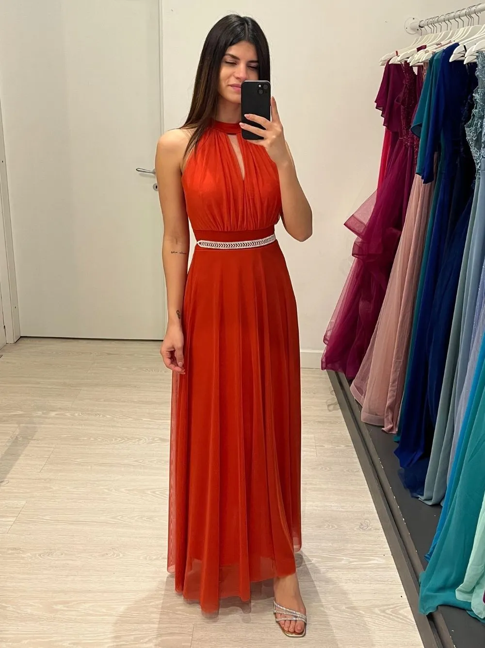 Vestito lungo tulle scollo americano