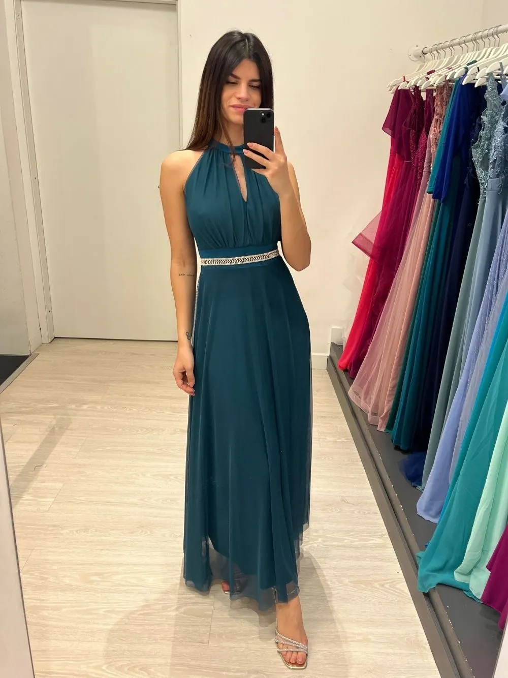 Vestito lungo tulle scollo americano