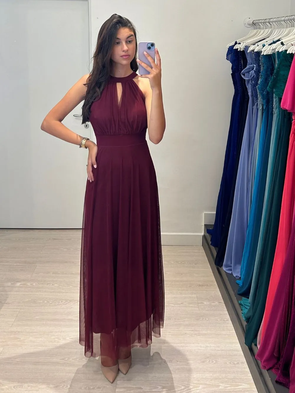 Vestito lungo tulle scollo americano