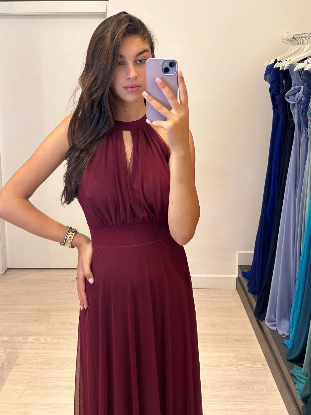Vestito lungo tulle scollo americano