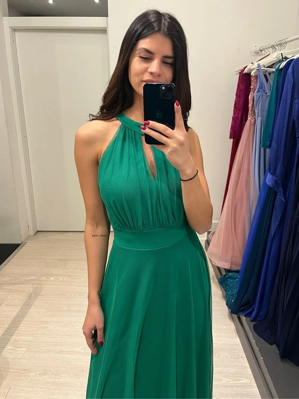 Vestito lungo tulle scollo americano